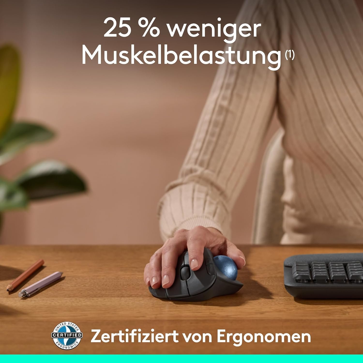 71AB3CfTdXL._AC_SL1500_.jpg Bezdrôtová trackballová myš Logitech ERGO M575S, bezdrôtová ergonomická myš s Bluetooth a šifrovaným donglom, pohodlné ovládanie palcom, pre PC/Mac – grafitová