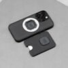 Quad Lock MAG puzdro na telefón iPhone 15 Pro s čiernym MAG krúžkom