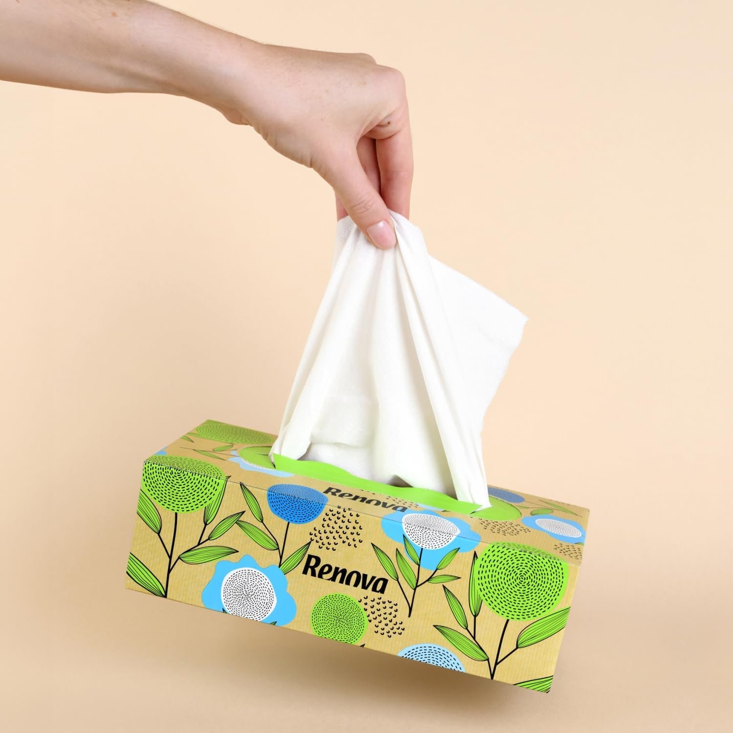 61ArFs71PHL._AC_SL1500_.jpg Renova 100 % RECYKLOVANÉ vreckovky 70 listov