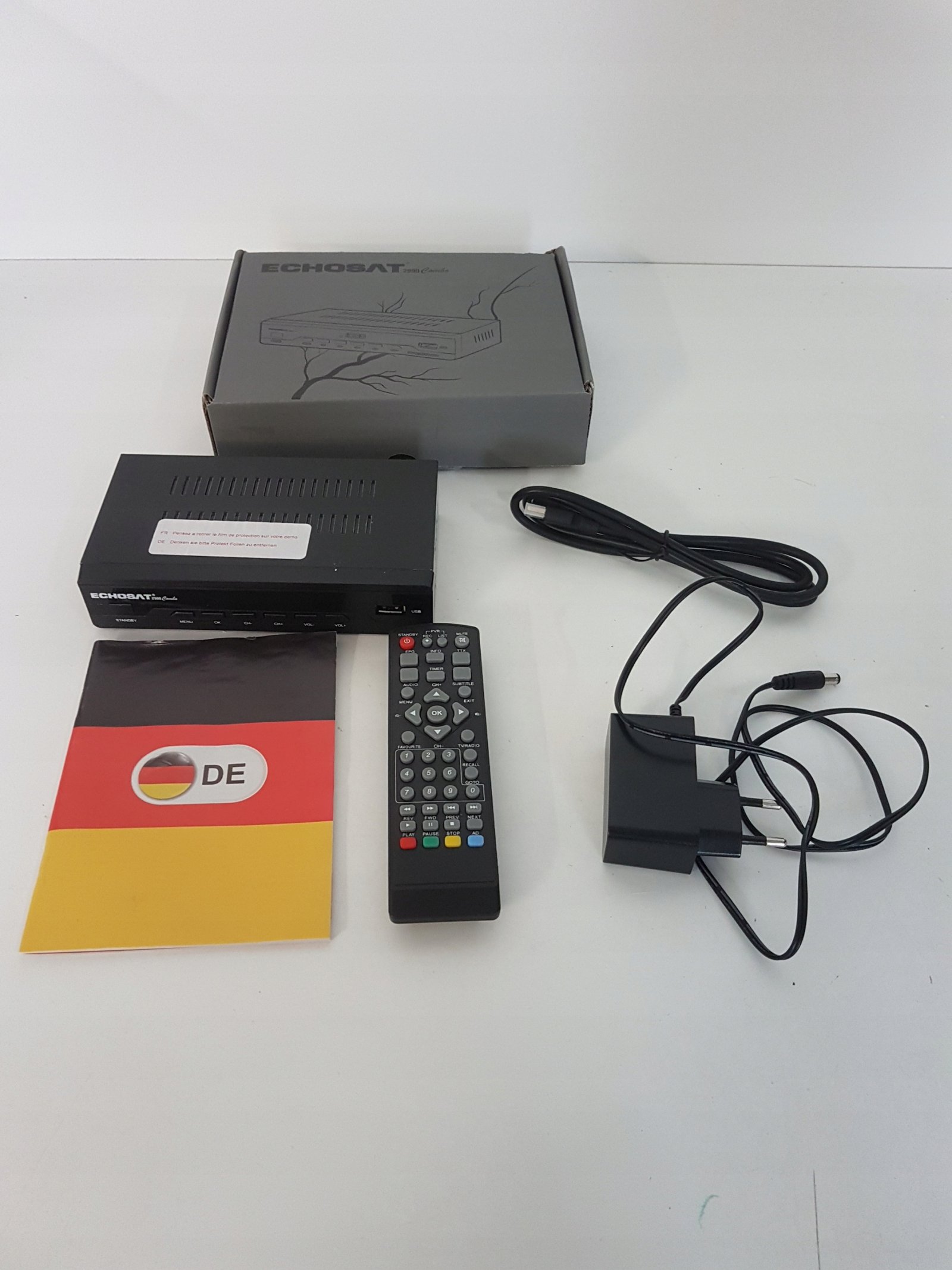 image-1712.jpeg Tuner DVB-C, DVB-T, DVB-T2 Echosat 2990 COMBO + HDMI