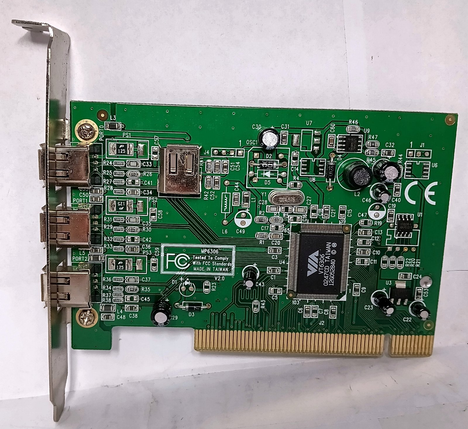 IEEE 1394 FireWire x 3+1 PCI VIA6306