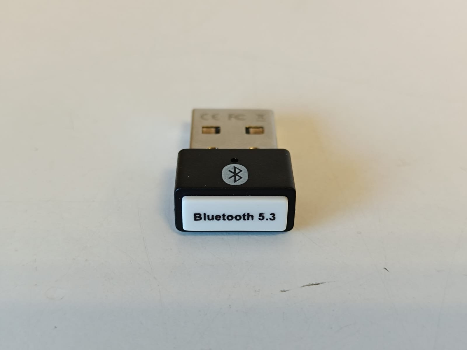 image-2408.jpeg Bluetooth adaptér Confitik 01