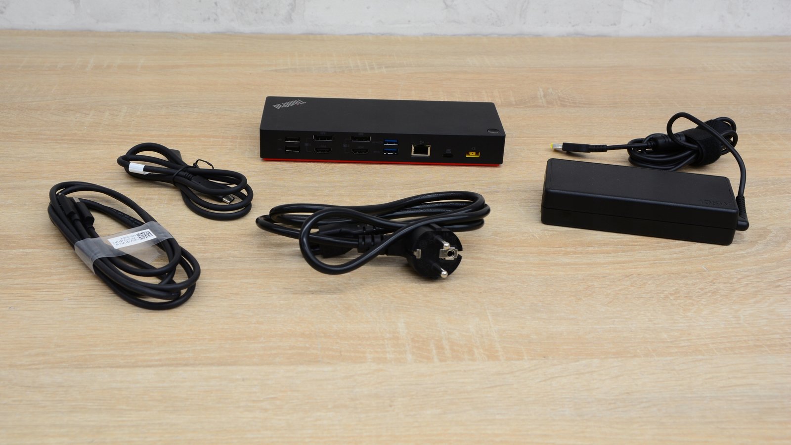 image-56.jpeg Dokovacia stanica Lenovo 40AF0135UK ThinkPad Hybrid USB-C