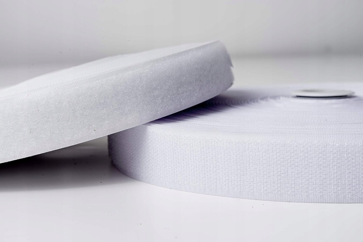 Suchý zips páska 25 m x 20 cm biela