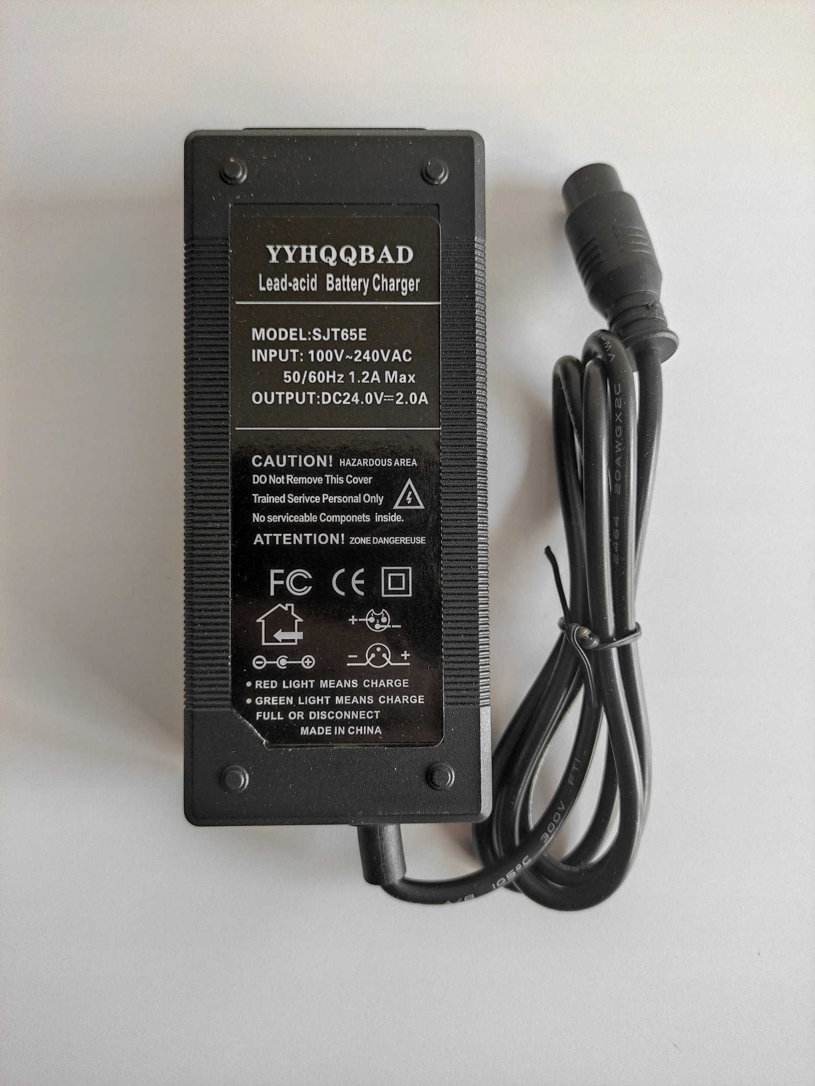 Napájací zdroj nabíjačka batérií pre olovené batérie YYHQQBAD SJT65E 24V 2.0A Elektro bicykel