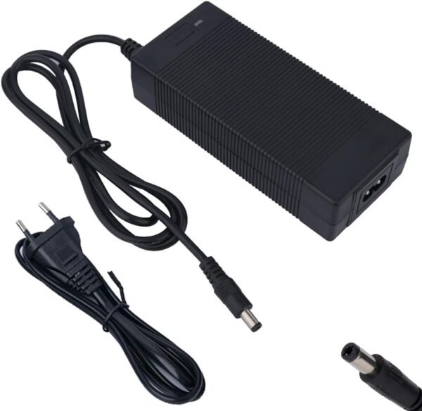 Nabíjačka pre elektrickú kolobežku 42 V a 2 A s konektorom 5,5 mm