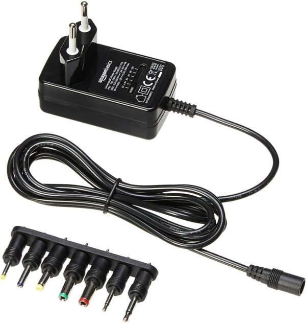 01-661.jpg Amazon Basics — univerzálny sieťový adaptér 3 až 12 V so siedmimi koncovkami