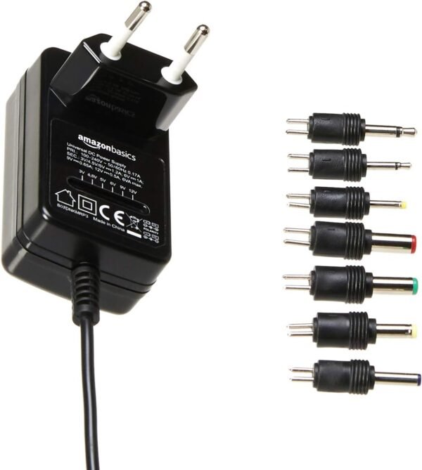 02-348.jpg Amazon Basics — univerzálny sieťový adaptér 3 až 12 V so siedmimi koncovkami