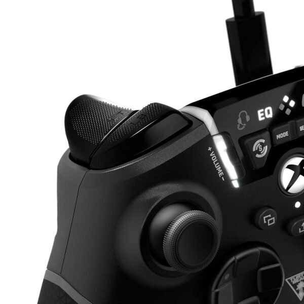 Turtle Beach Recon Controller — káblový ovládač pre Xbox Series X S a PC čierny