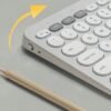 3859a6634c48a1d9b8c0fc247bf7.jpg Klávesnica Logitech Pebble Keys 2 K380s Bluetooth multi-device biela tónovaná