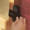 Dotykový spínač SwitchBot na batérie s Bluetooth a zvukovým alarmom