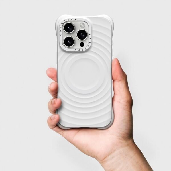 Puzdro CASETiFY Ripple pre iPhone 16 Pro [prémiový silikón s mäkkým povrchom/kompatibilné s MagSafe/ochrana proti pádom z výšky 2 m] – biele
