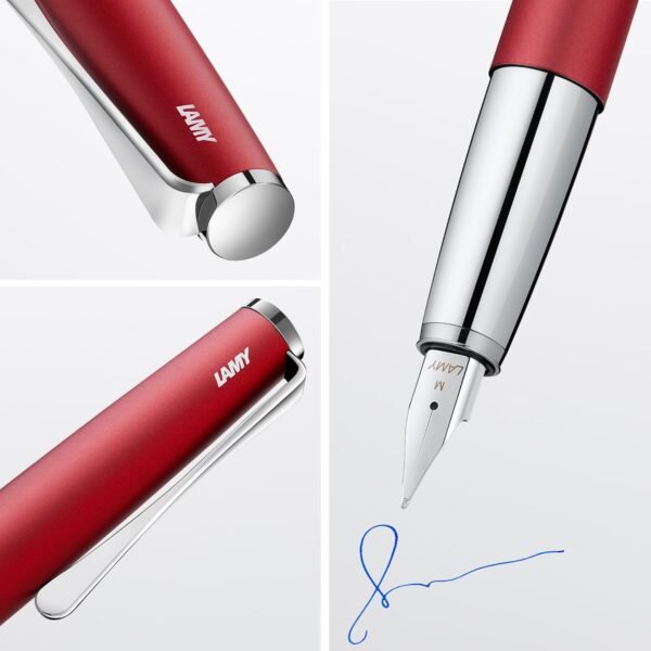 71XSS3uttgL._AC_SL1500_.jpg Plniace pero Lamy Studio Royalred – univerzálne plniace pero v elegantnom celokovovom tele – s klipom v tvare vrtule a oceľovým hrotom so šírkou čiaru M – vrátane atramentovej náplne T 10 modrej farby