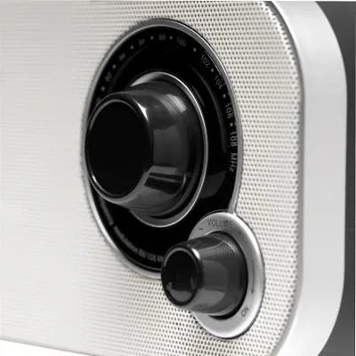 7d9b5dac414c95aeb413dcde3fd5.jpg FM rádio napájané zo siete/batérií Denver TR-51