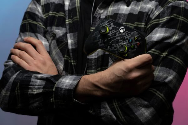 PDP Xbox Ovládač drôtový Electric Carbon