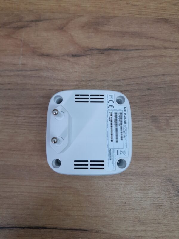 f088e37c4ac5b4950ae6d8c92658.jpg Zosilňovač Wi-Fi signálu Netgear EX3110