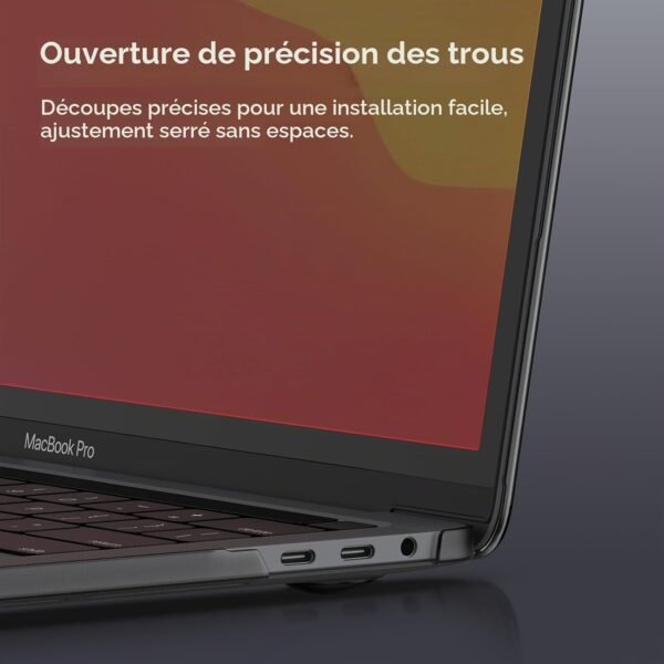 BlueSwan — polopriesvitný obal z PP na MacBook Pro 13 M1/M2 (2016–2022) matný čierny