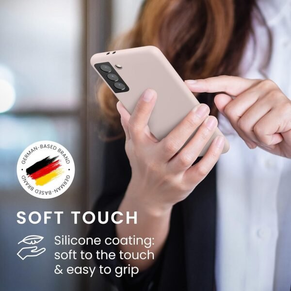 kwmobile — silikónový kryt na Samsung Galaxy S21 s mäkkým povrchom vo farbe coconut swirl