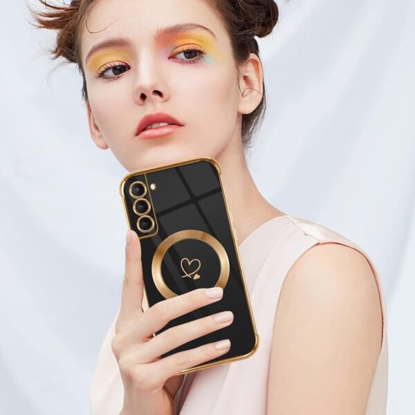 Pnakqil — magnetické silikónové kryty na Samsung Galaxy S21 5G so srdcami, 2 kusy čierny a biely